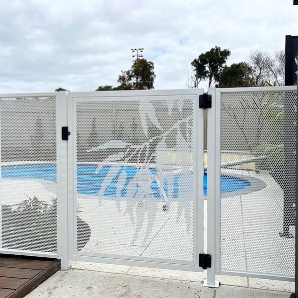 Pool Perf Gum Gate