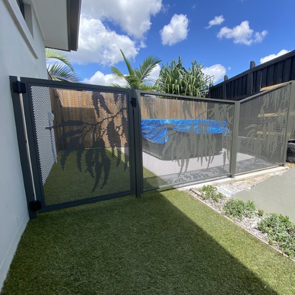Pool Perf Gum Gate